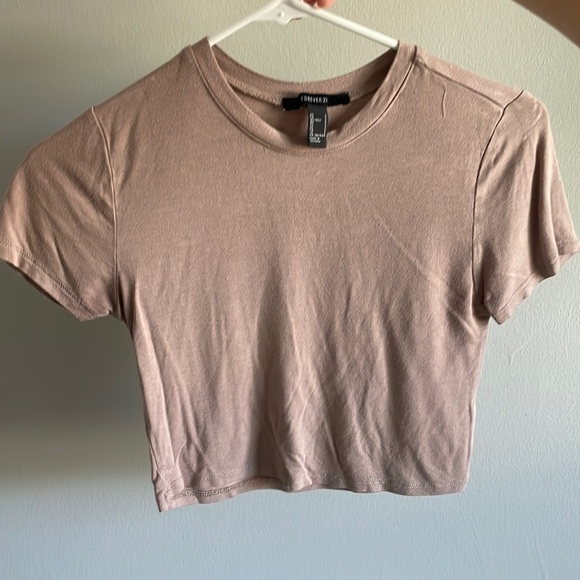 cropped tee - Picture 1 of 3